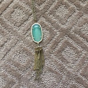 Kendra Scott necklace